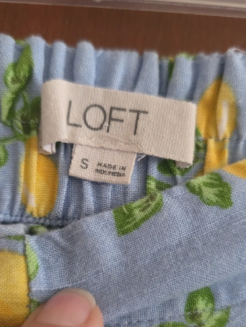 LOFT Light Blue Lemon-Print Linen Blend Shorts Sz S - Picture 2 of 9
